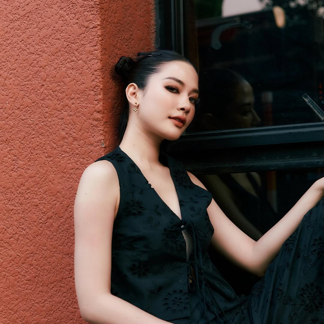 จีน่า - ญีนา ซาลาส