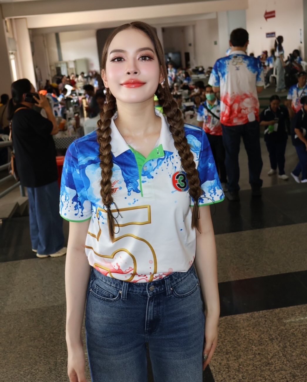 จีน่า - ญีนา ซาลาส