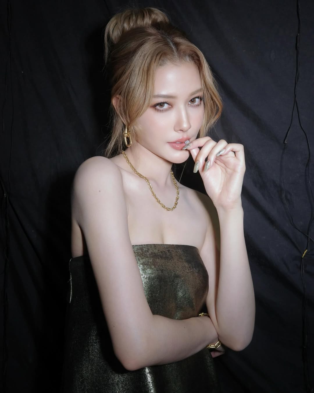 จีน่า - ญีนา ซาลาส