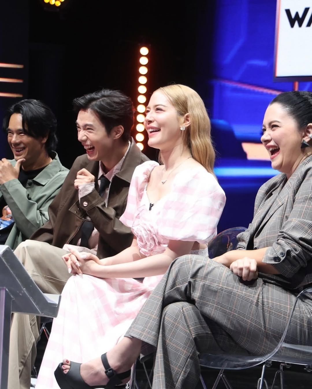 จีน่า - ญีนา ซาลาส