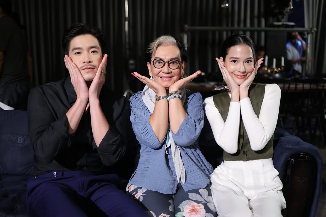 จีน่า - ญีนา ซาลาส