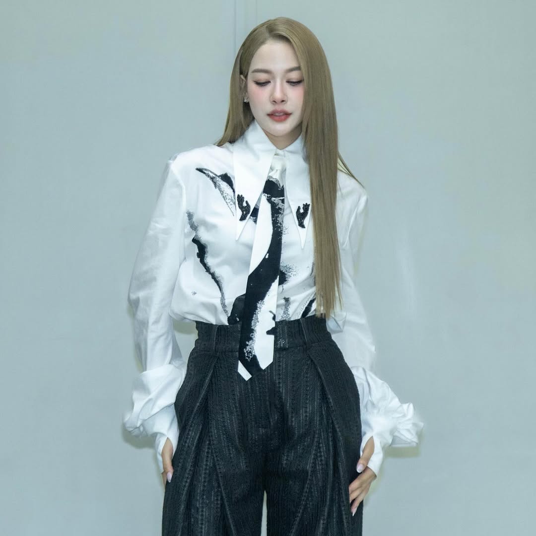 จีน่า - ญีนา ซาลาส