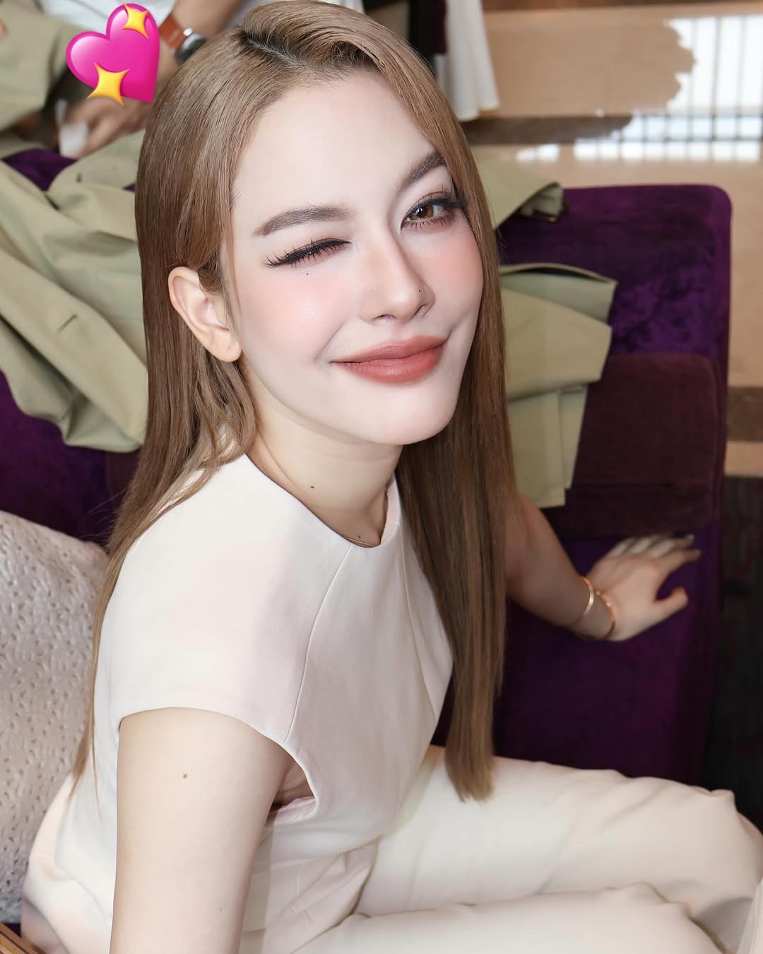 จีน่า - ญีนา ซาลาส