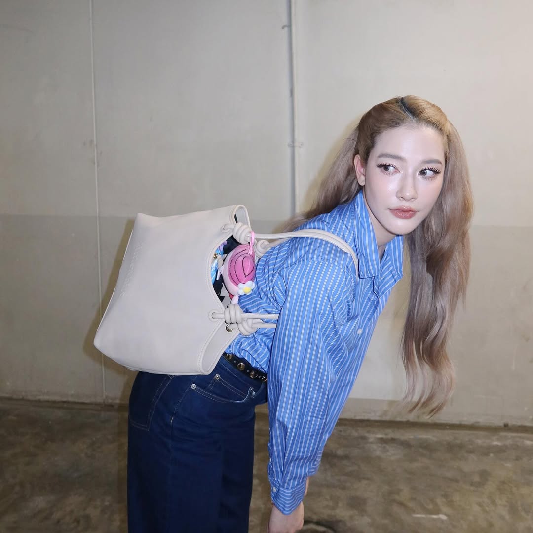 จีน่า - ญีนา ซาลาส