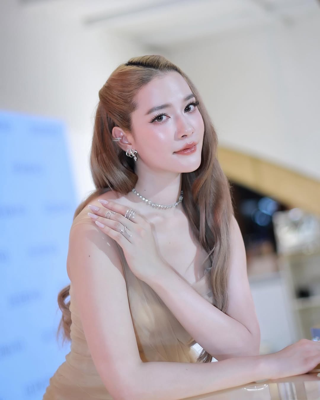 จีน่า - ญีนา ซาลาส