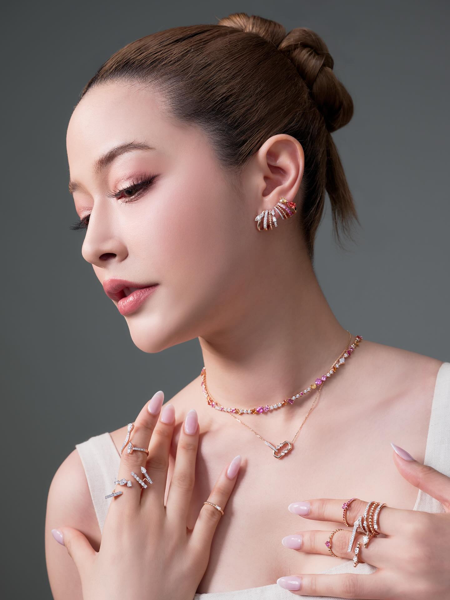 จีน่า - ญีนา ซาลาส