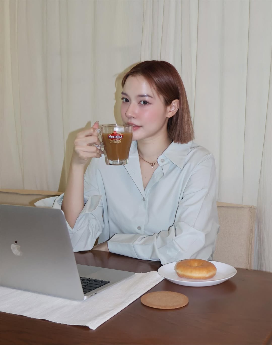 จีน่า - ญีนา ซาลาส