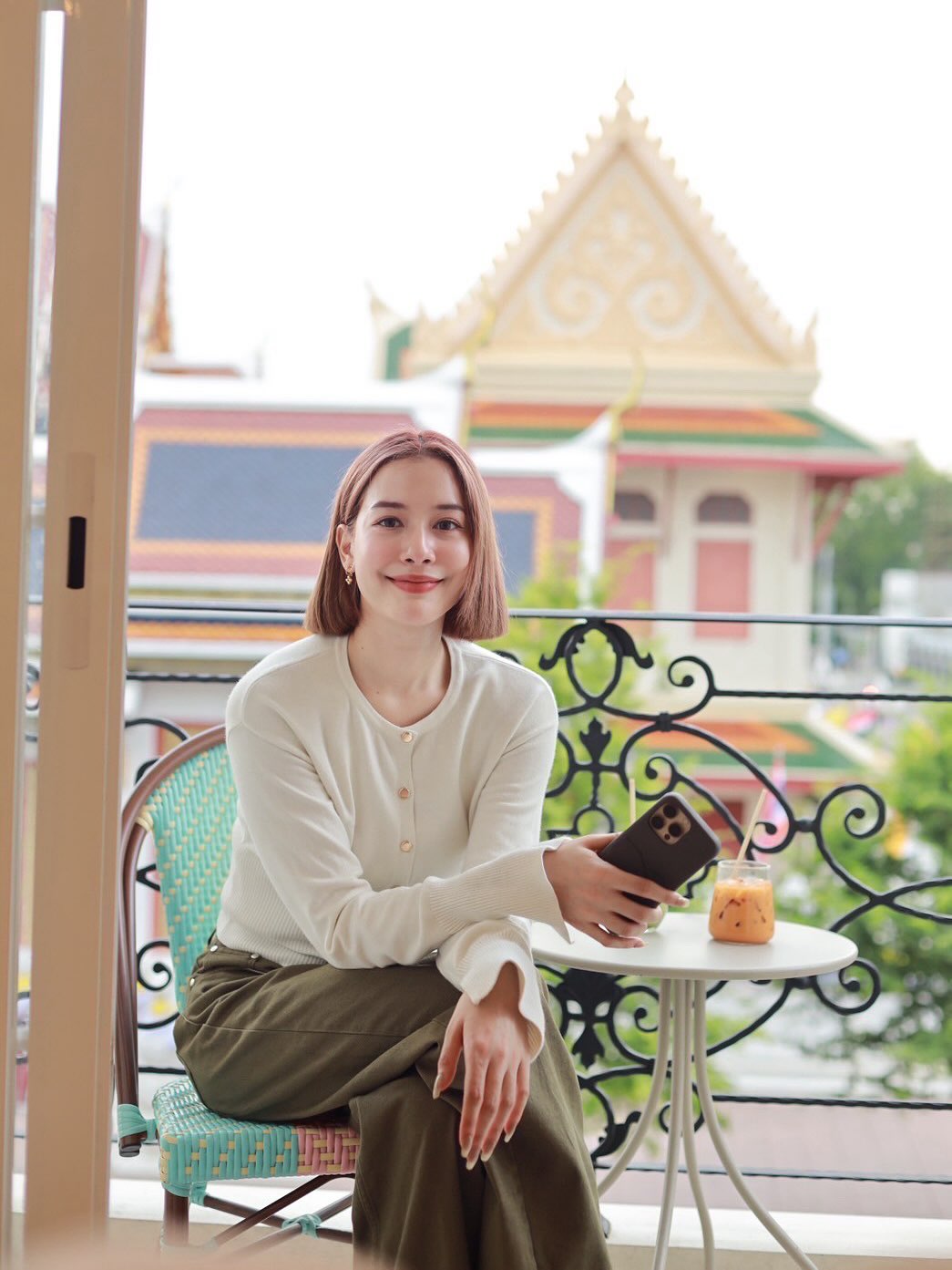 จีน่า - ญีนา ซาลาส