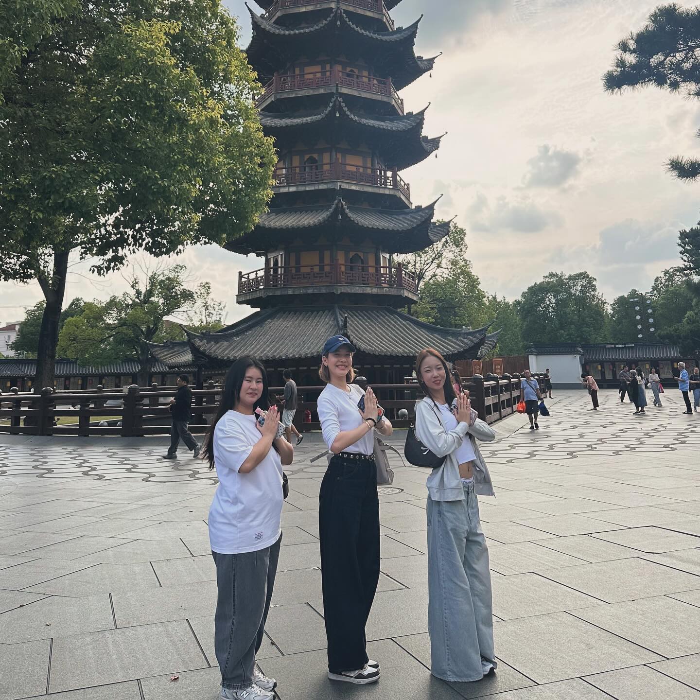 จีน่า - ญีนา ซาลาส
