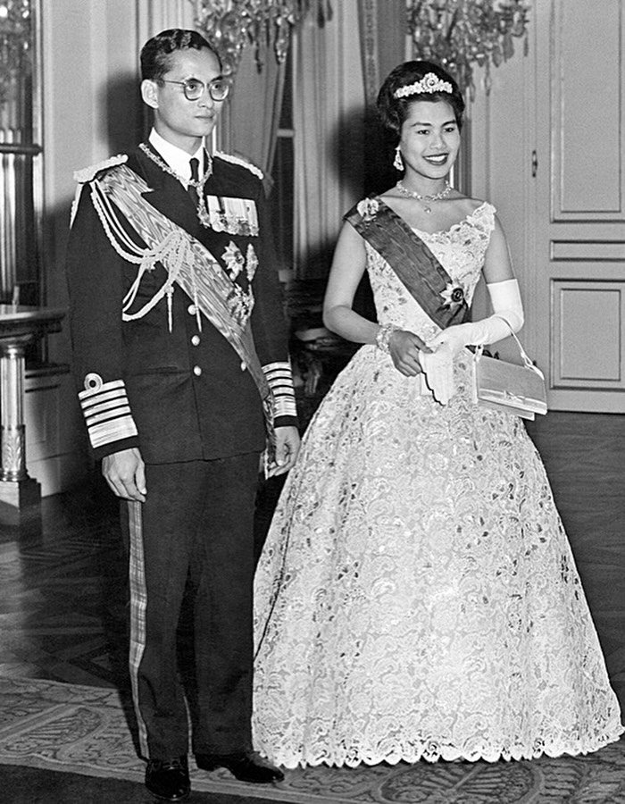 จีน่า - ญีนา ซาลาส