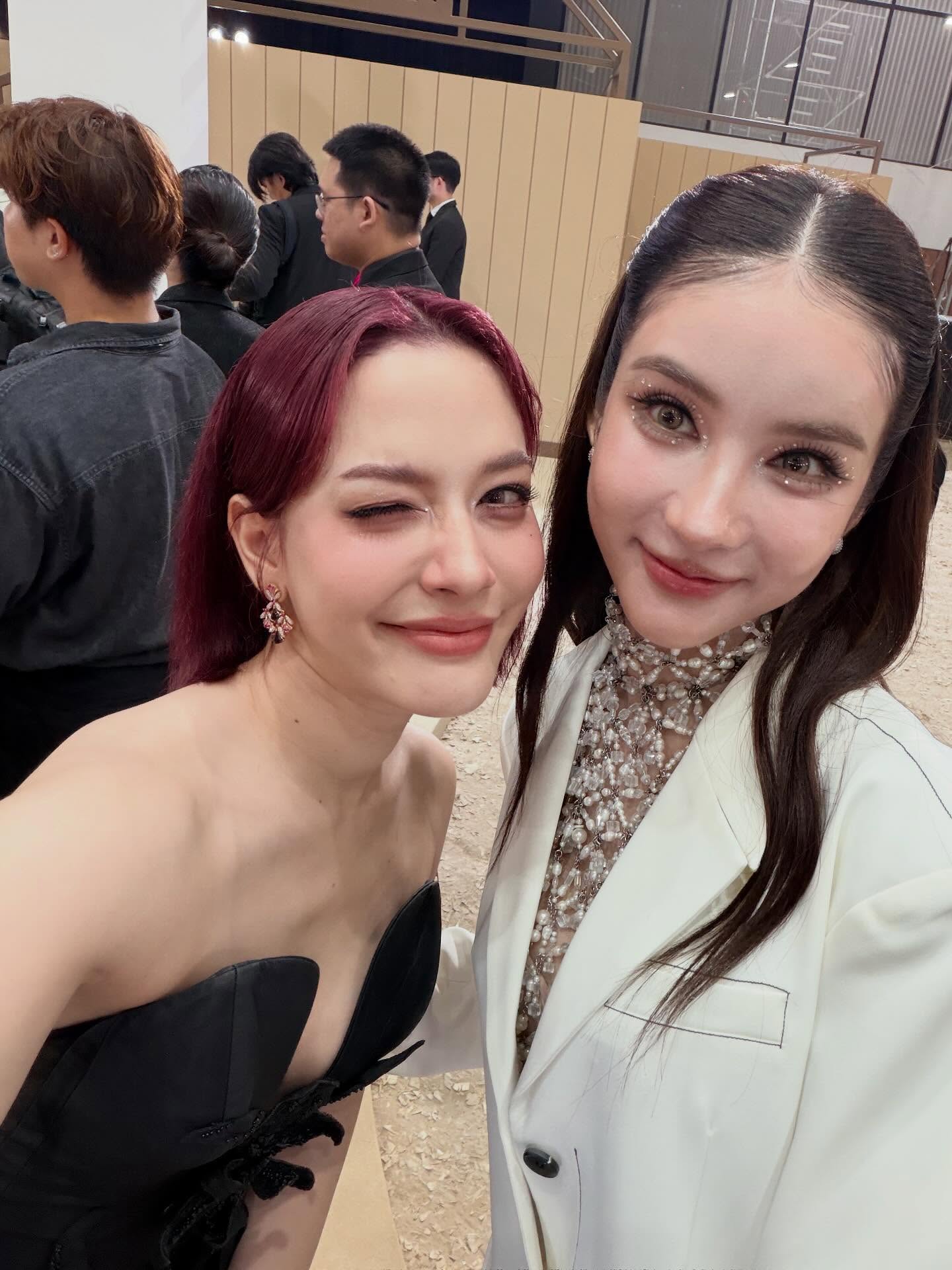 จีน่า - ญีนา ซาลาส