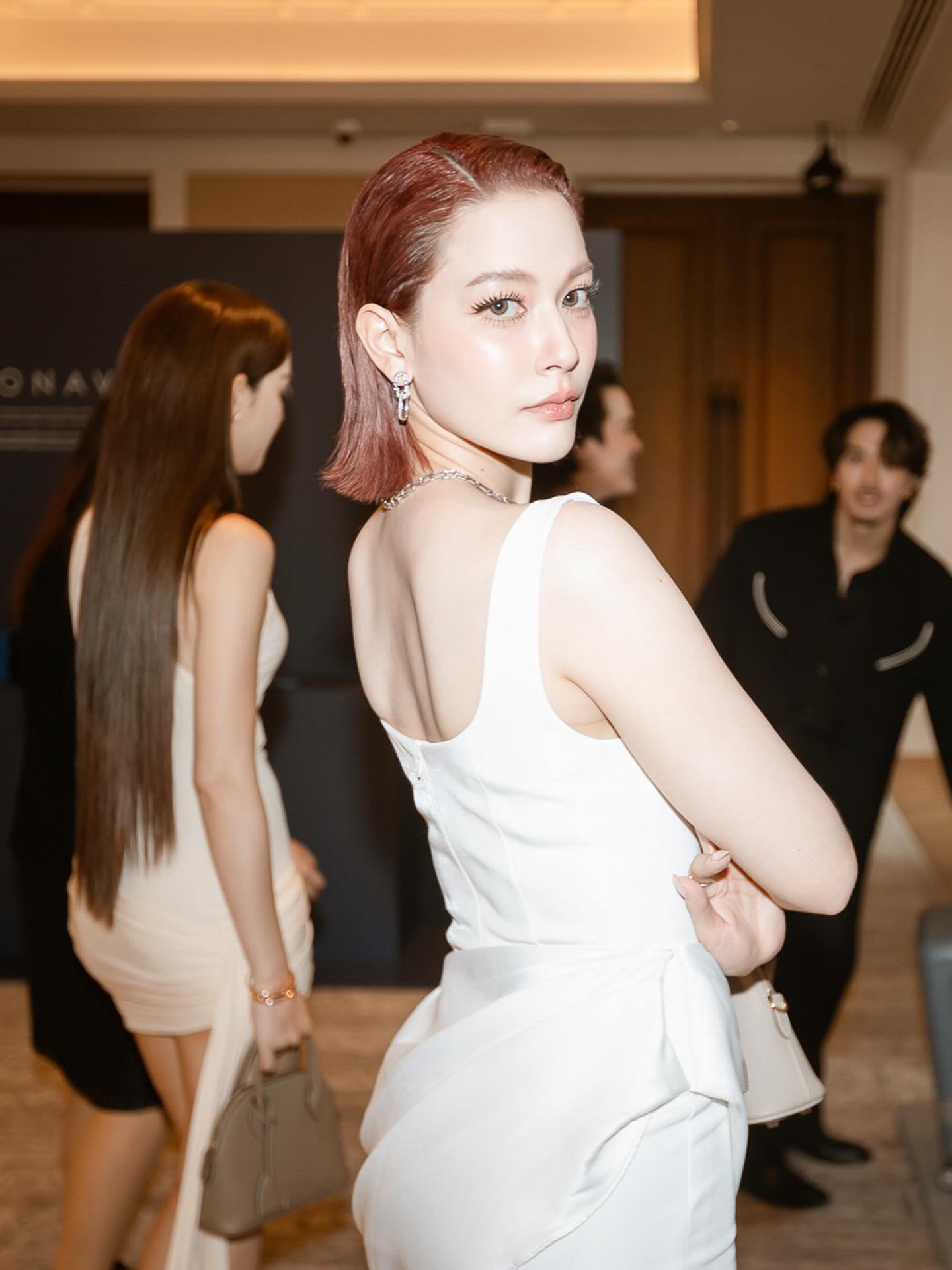 จีน่า - ญีนา ซาลาส