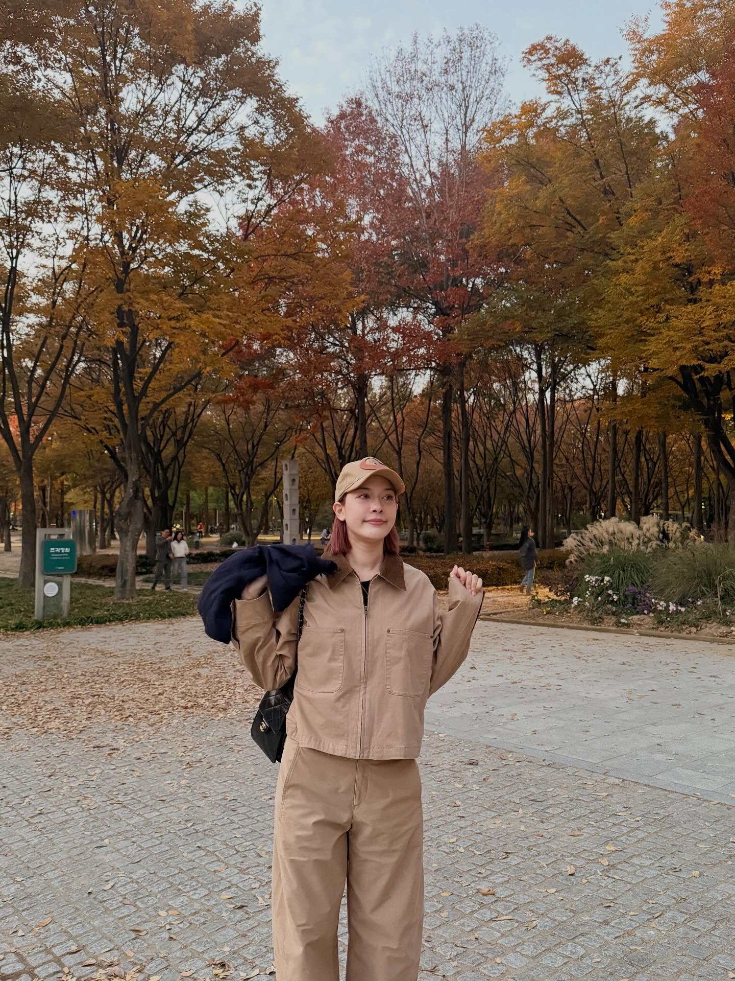 จีน่า - ญีนา ซาลาส