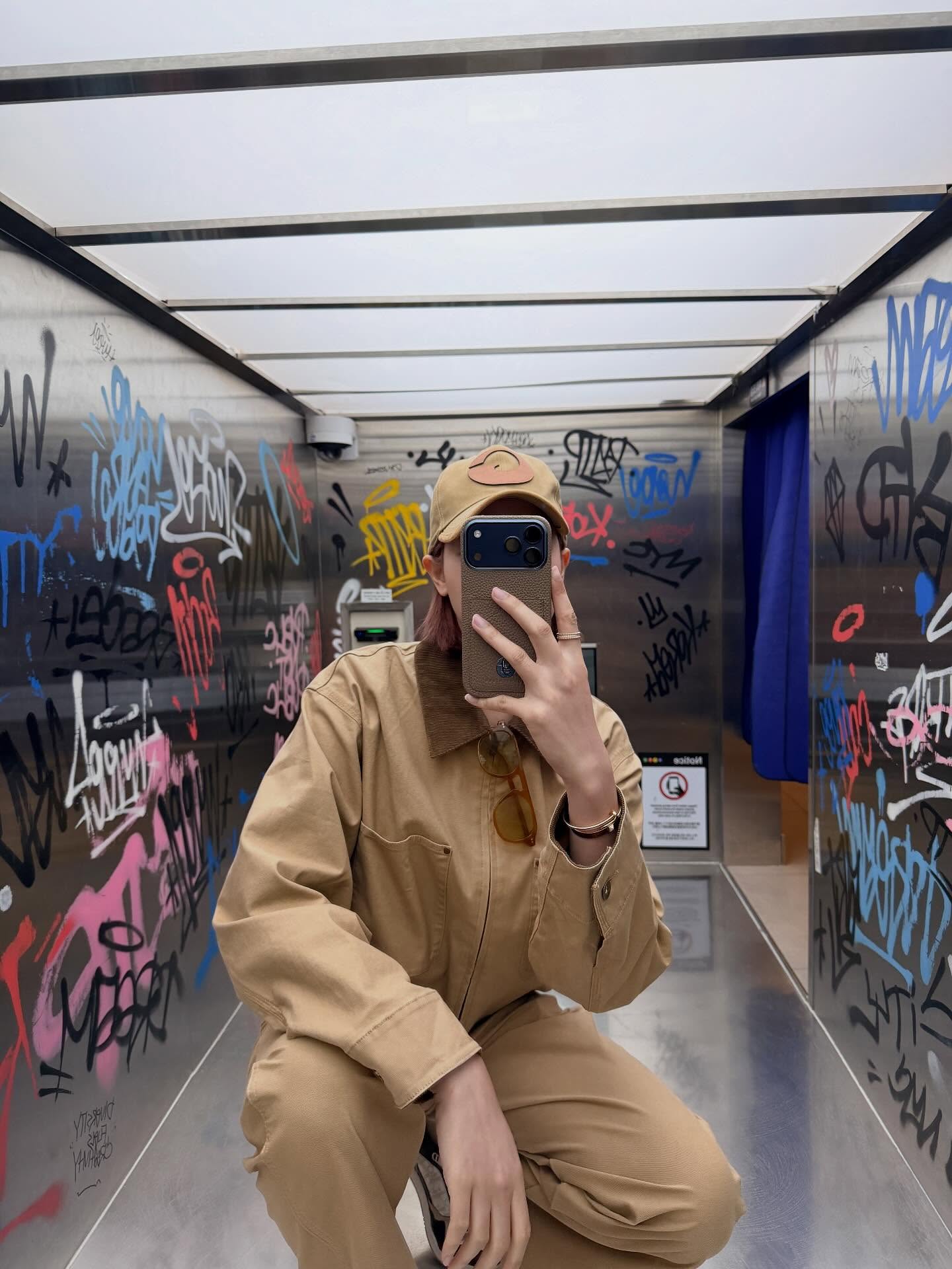 จีน่า - ญีนา ซาลาส