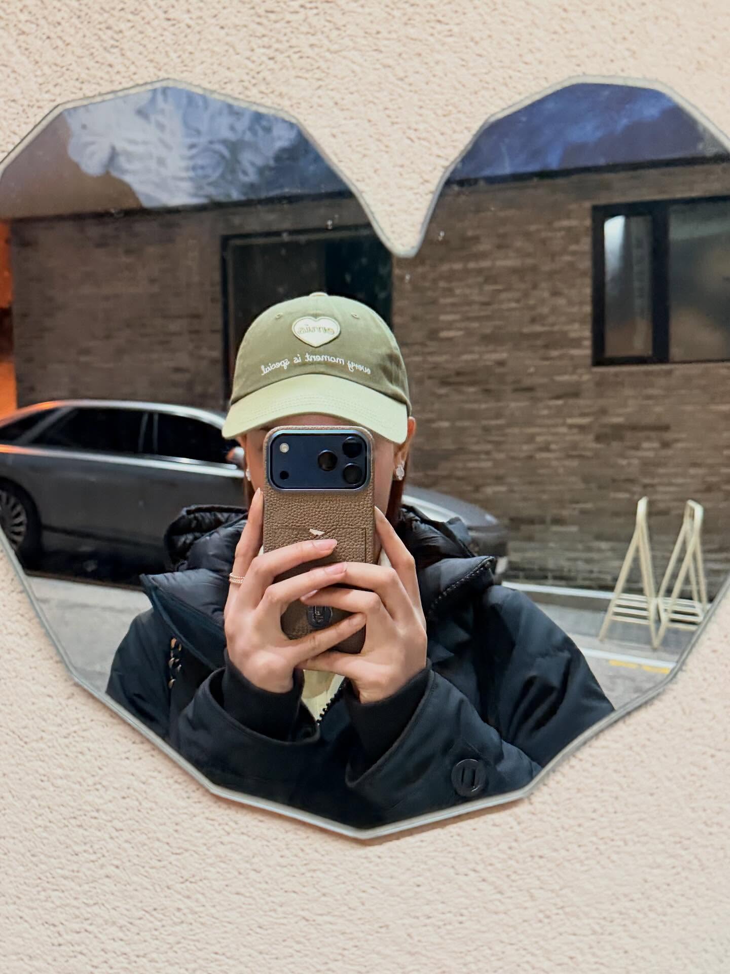 จีน่า - ญีนา ซาลาส