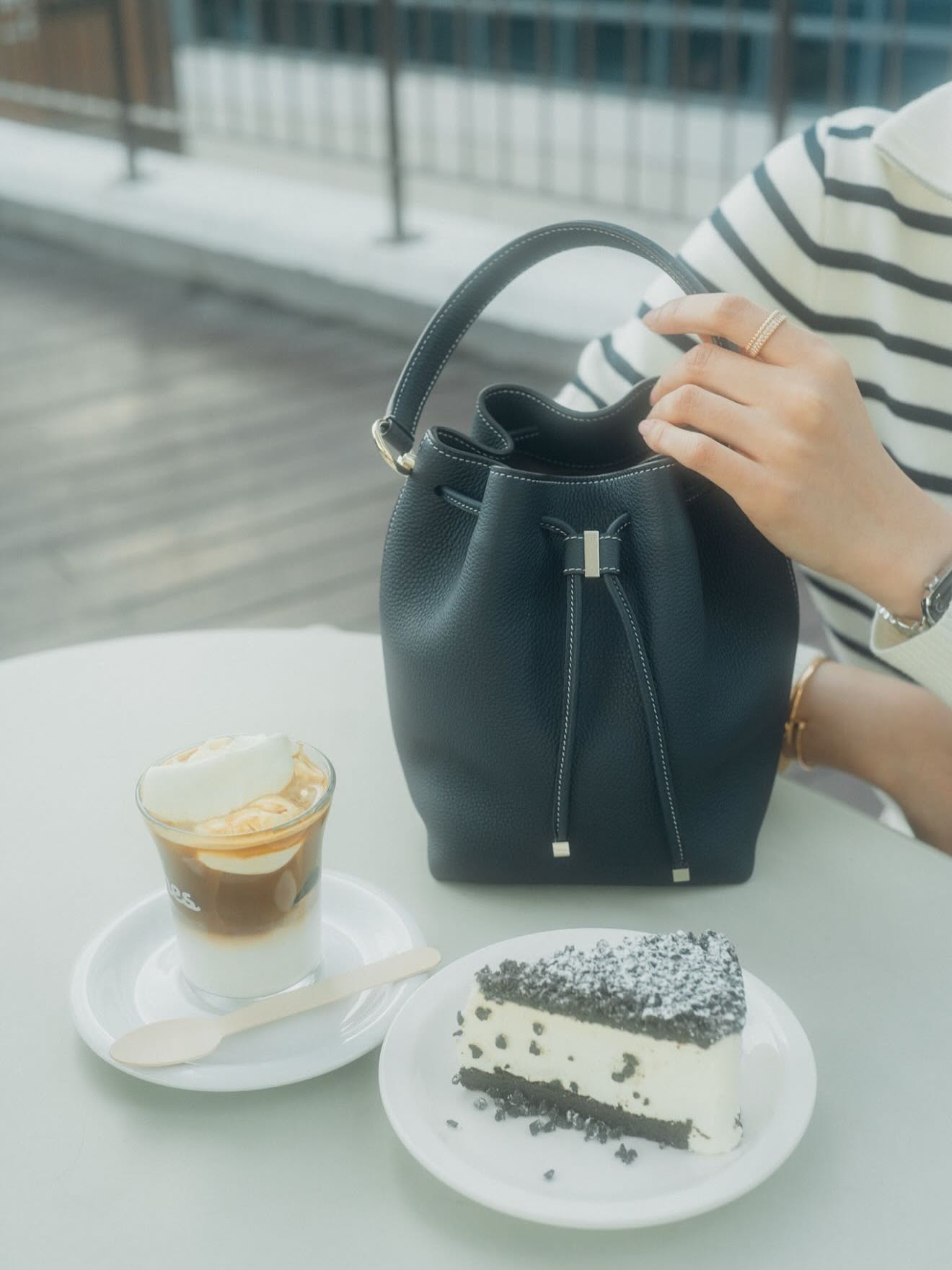 จีน่า - ญีนา ซาลาส