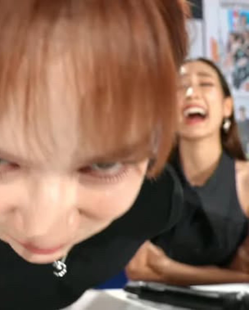 จีน่า - ญีนา ซาลาส