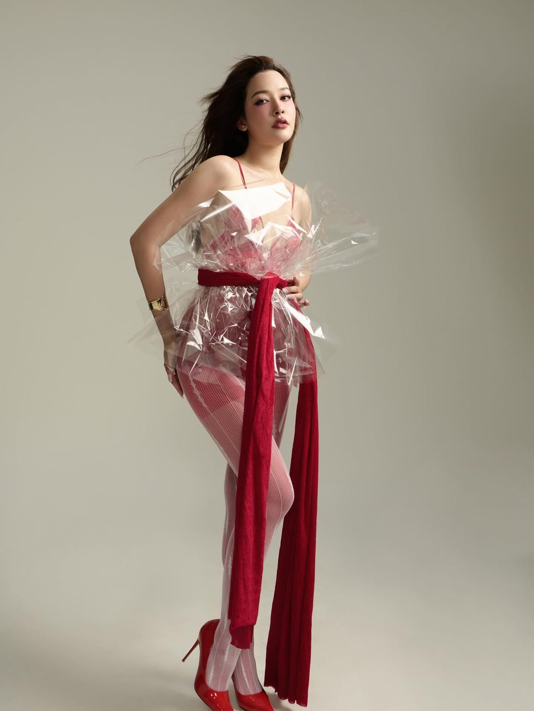 จีน่า - ญีนา ซาลาส