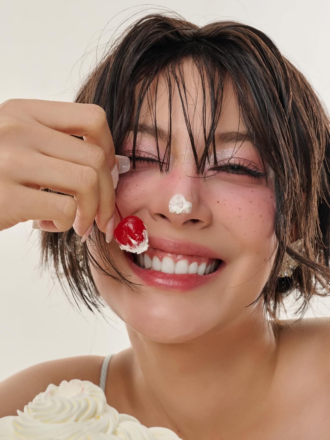 จีน่า - ญีนา ซาลาส