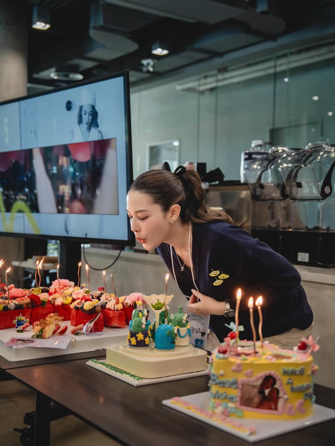 จีน่า - ญีนา ซาลาส