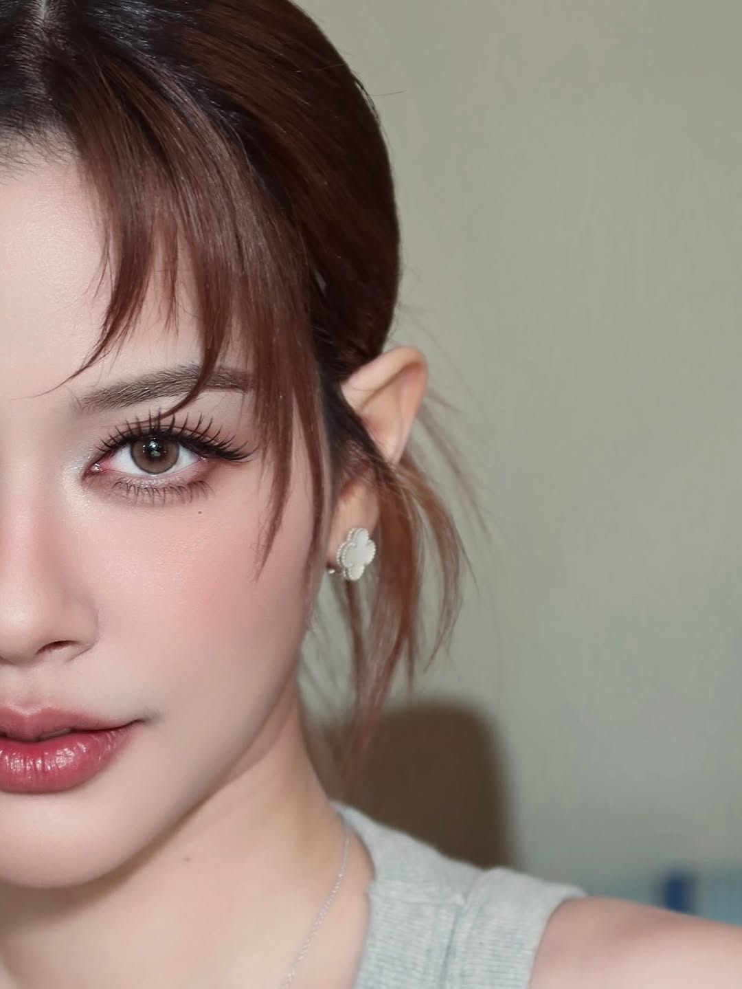 จีน่า - ญีนา ซาลาส