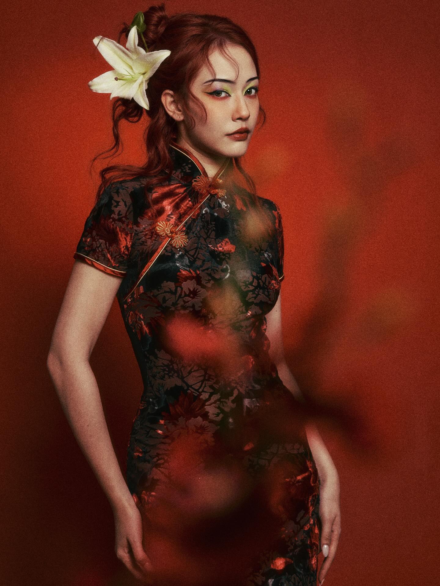 จีน่า - ญีนา ซาลาส