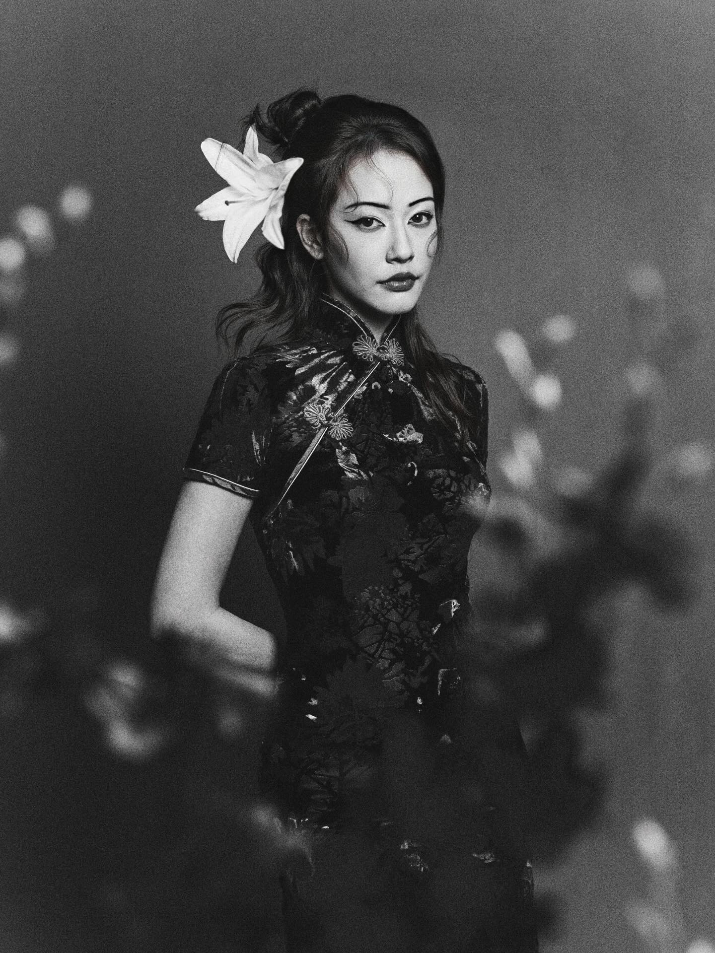 จีน่า - ญีนา ซาลาส