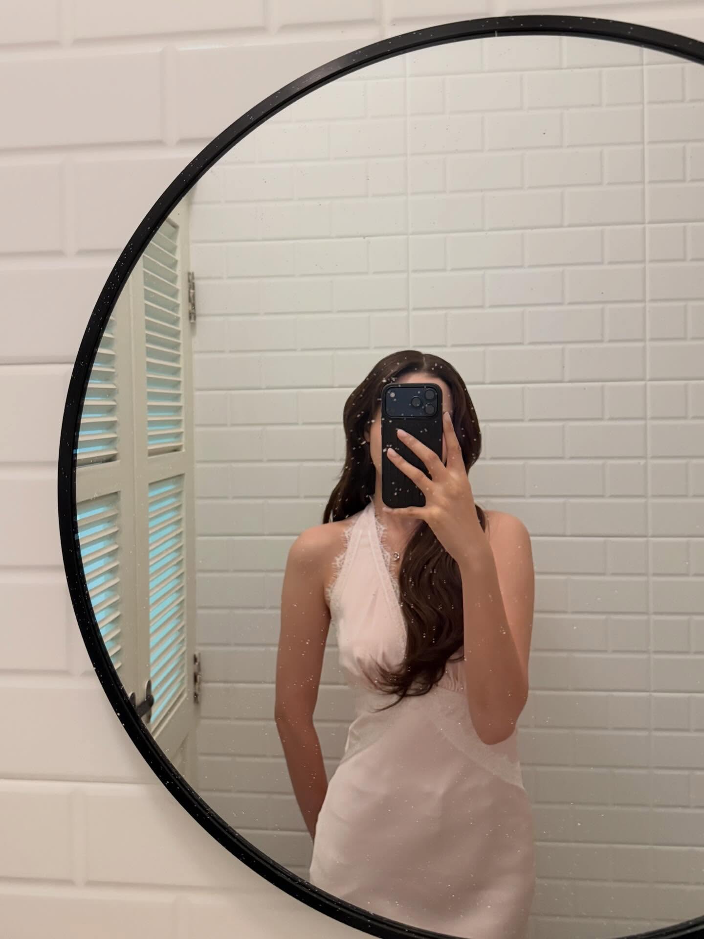 จีน่า - ญีนา ซาลาส