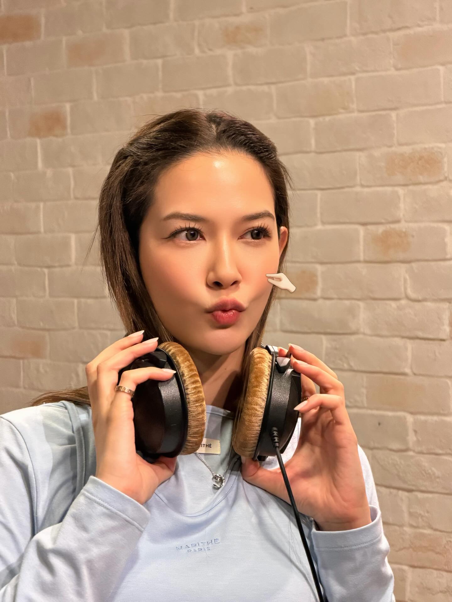 จีน่า - ญีนา ซาลาส