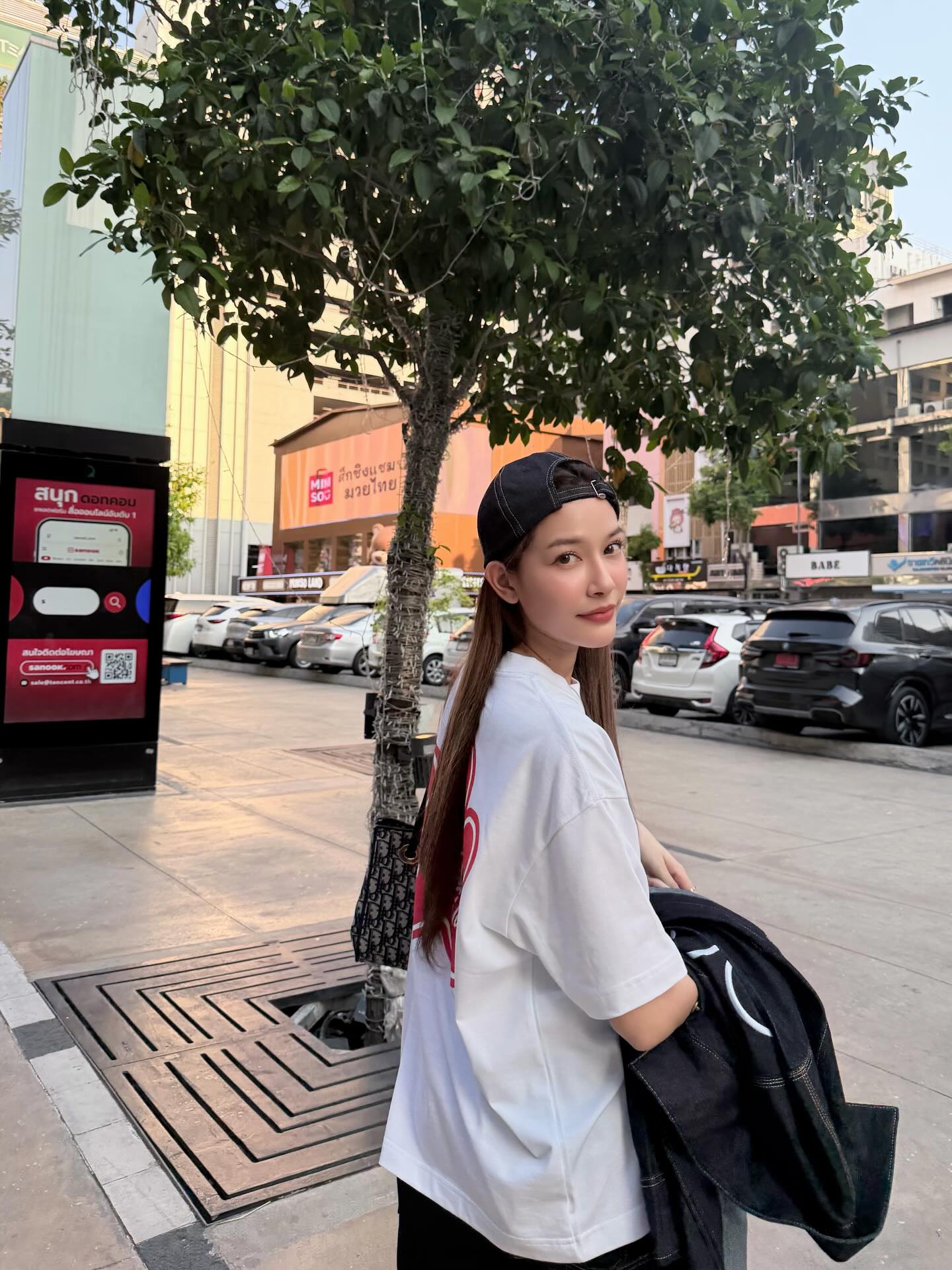 จีน่า - ญีนา ซาลาส