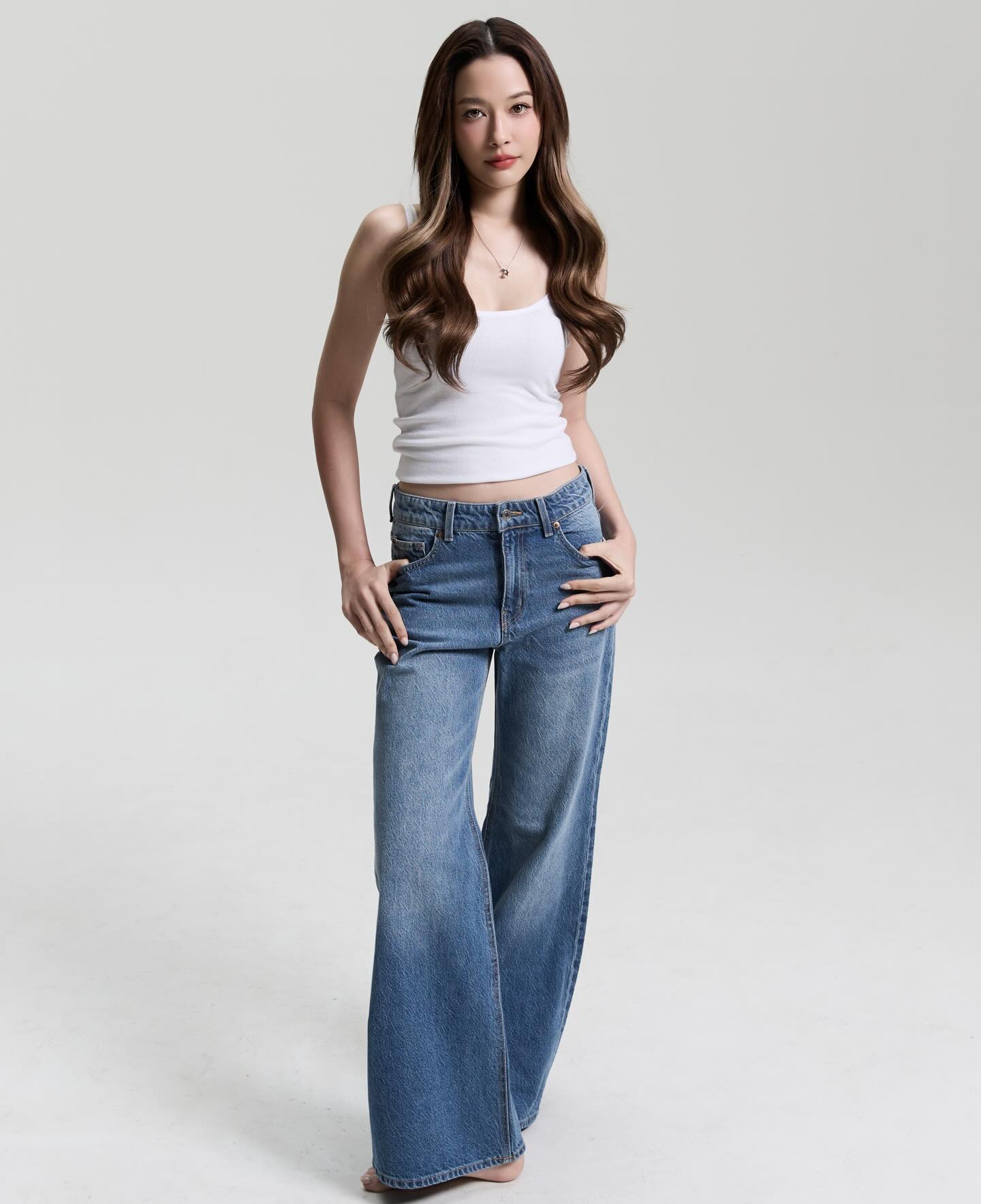 จีน่า - ญีนา ซาลาส