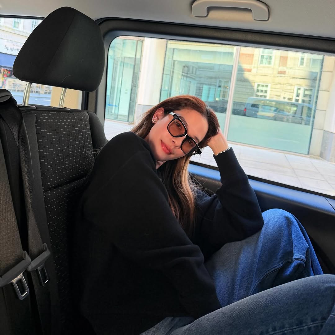 จีน่า - ญีนา ซาลาส