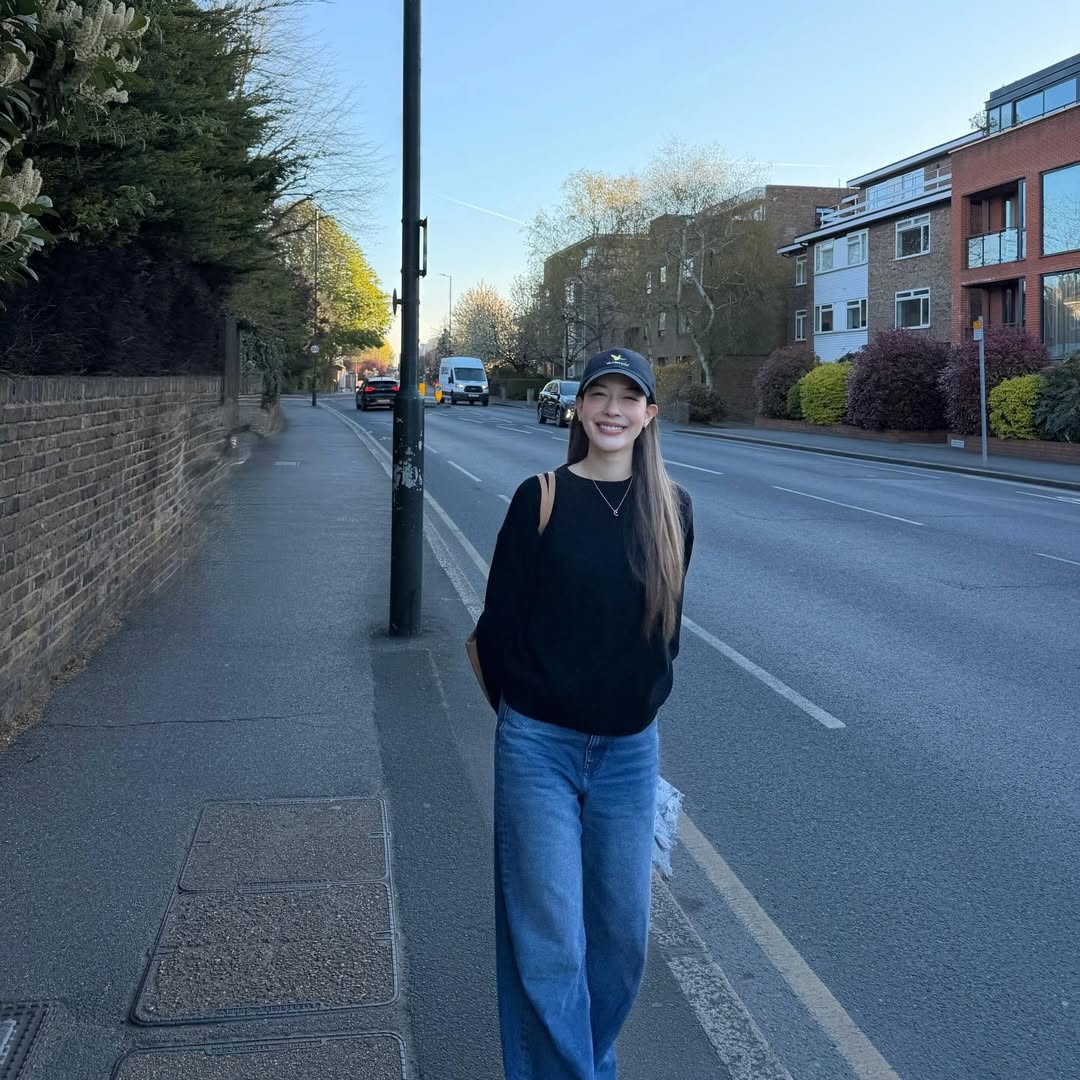 จีน่า - ญีนา ซาลาส