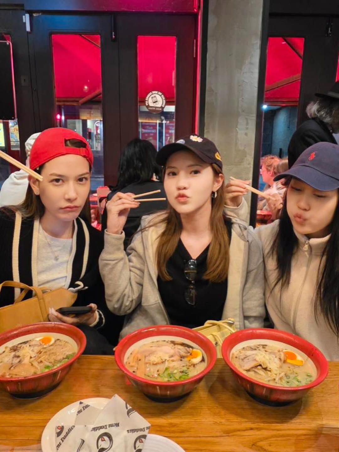 จีน่า - ญีนา ซาลาส