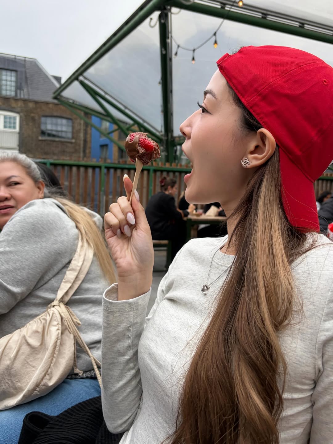 จีน่า - ญีนา ซาลาส