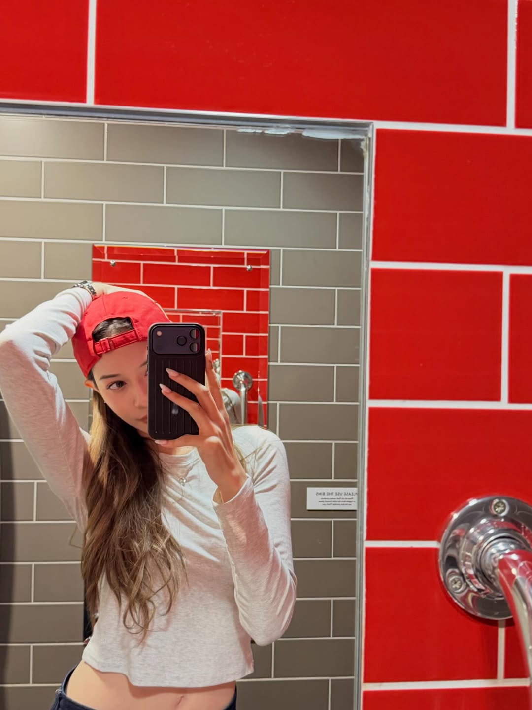 จีน่า - ญีนา ซาลาส