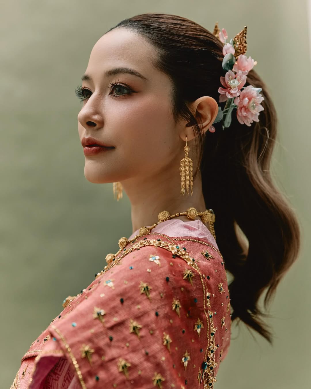 จีน่า - ญีนา ซาลาส