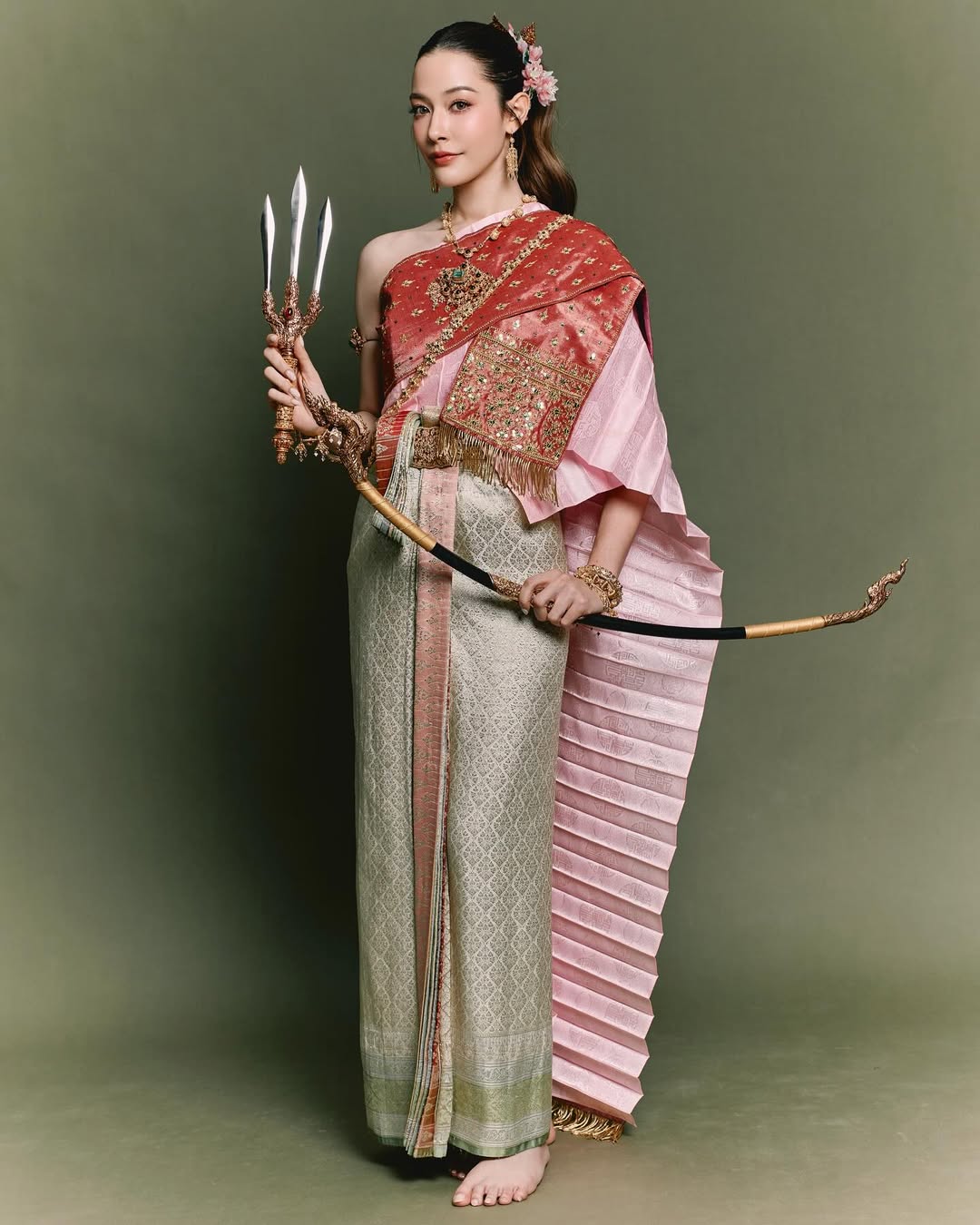 จีน่า - ญีนา ซาลาส