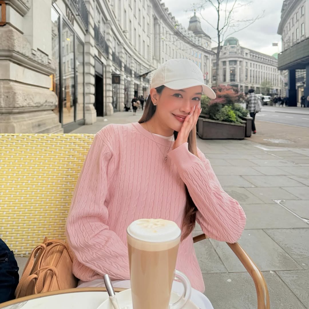 จีน่า - ญีนา ซาลาส