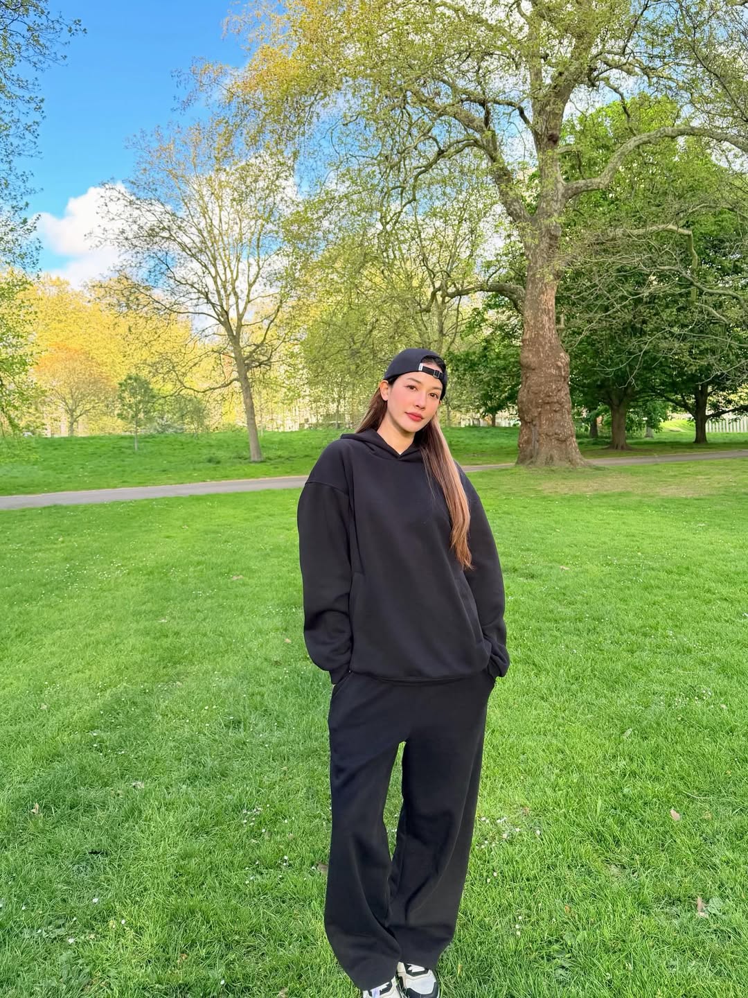 จีน่า - ญีนา ซาลาส