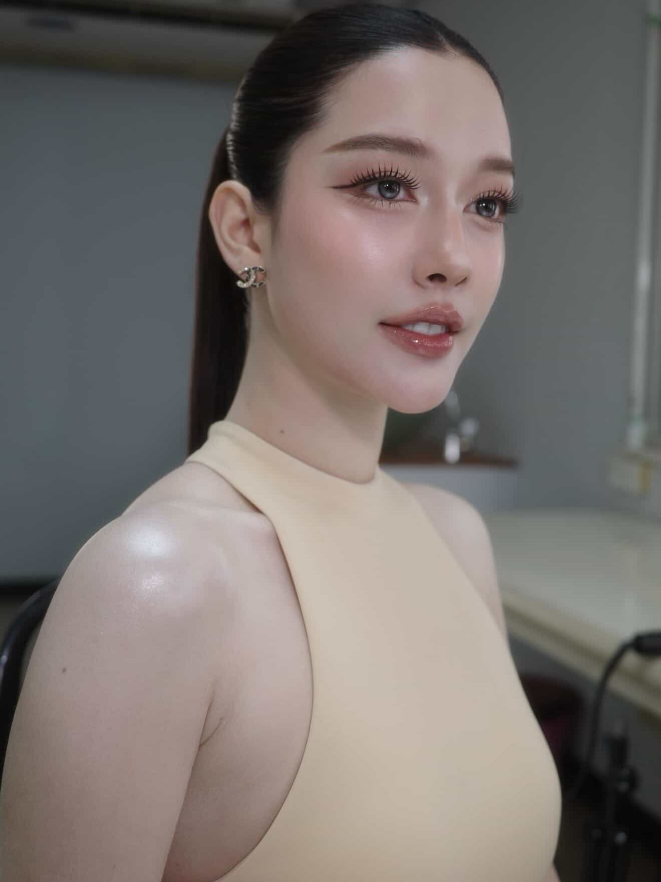 จีน่า - ญีนา ซาลาส