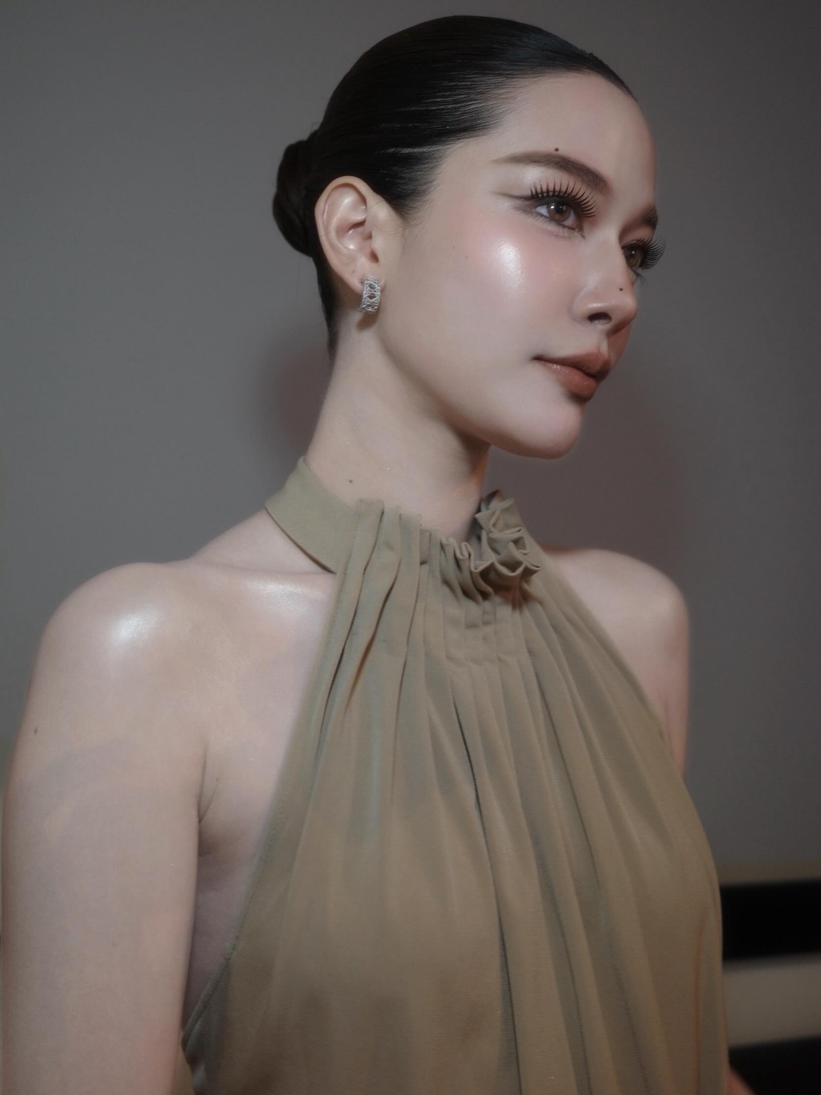 จีน่า - ญีนา ซาลาส