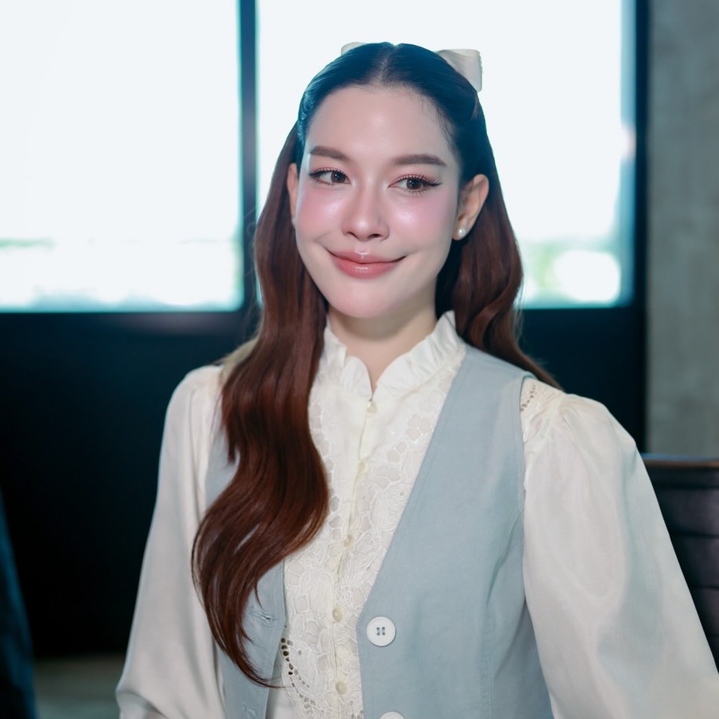 จีน่า - ญีนา ซาลาส