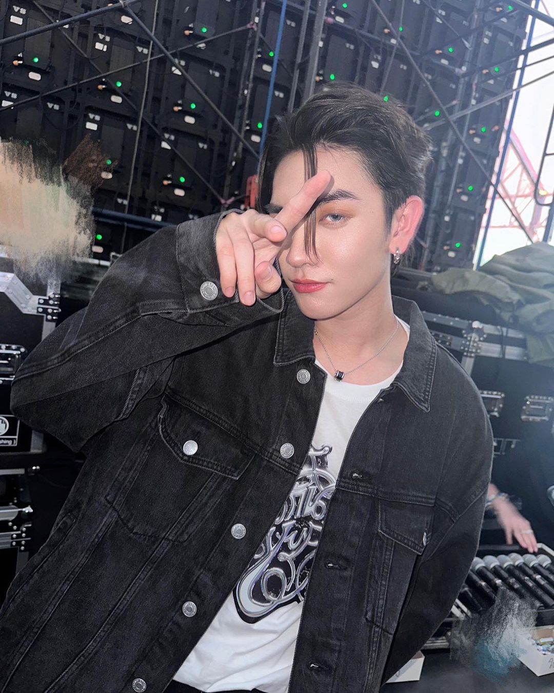 บอส - ชัยกมล เสริมส่งวิทยะ