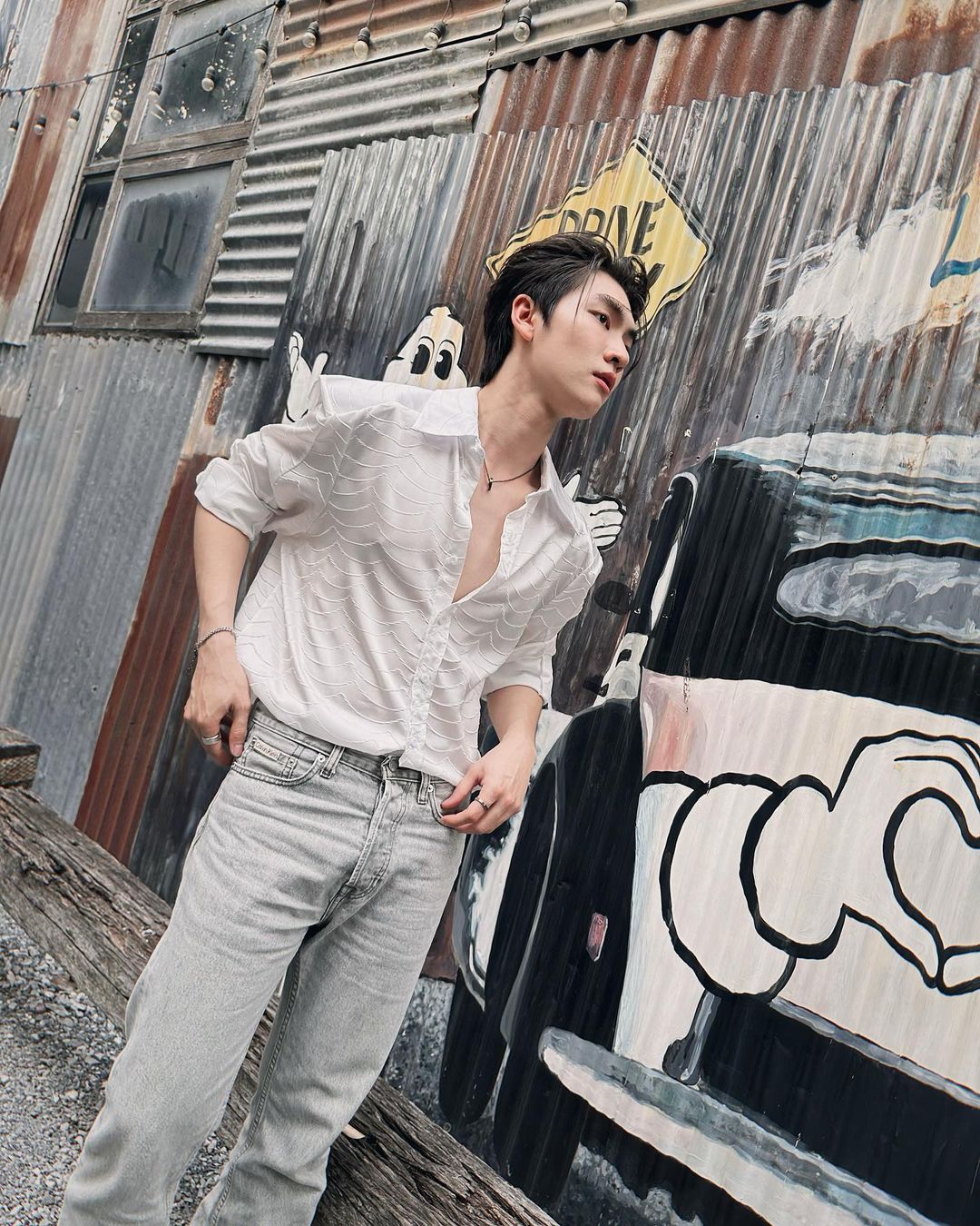 บอส - ชัยกมล เสริมส่งวิทยะ