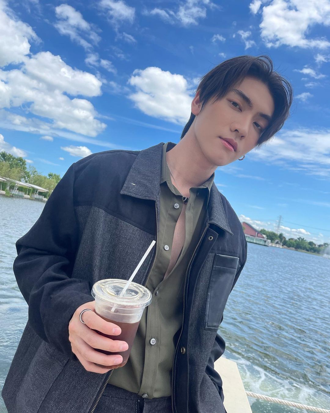 บอส - ชัยกมล เสริมส่งวิทยะ