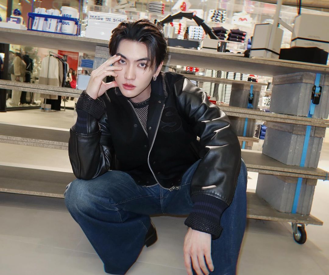 บอส - ชัยกมล เสริมส่งวิทยะ