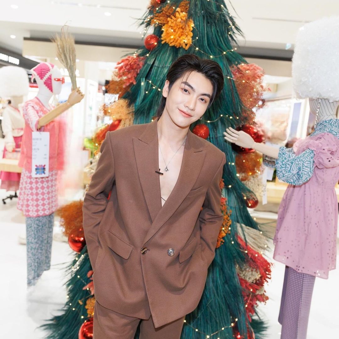 บอส - ชัยกมล เสริมส่งวิทยะ