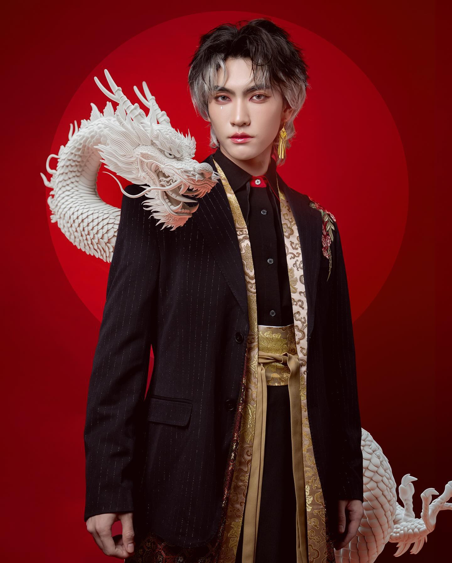 บอส - ชัยกมล เสริมส่งวิทยะ