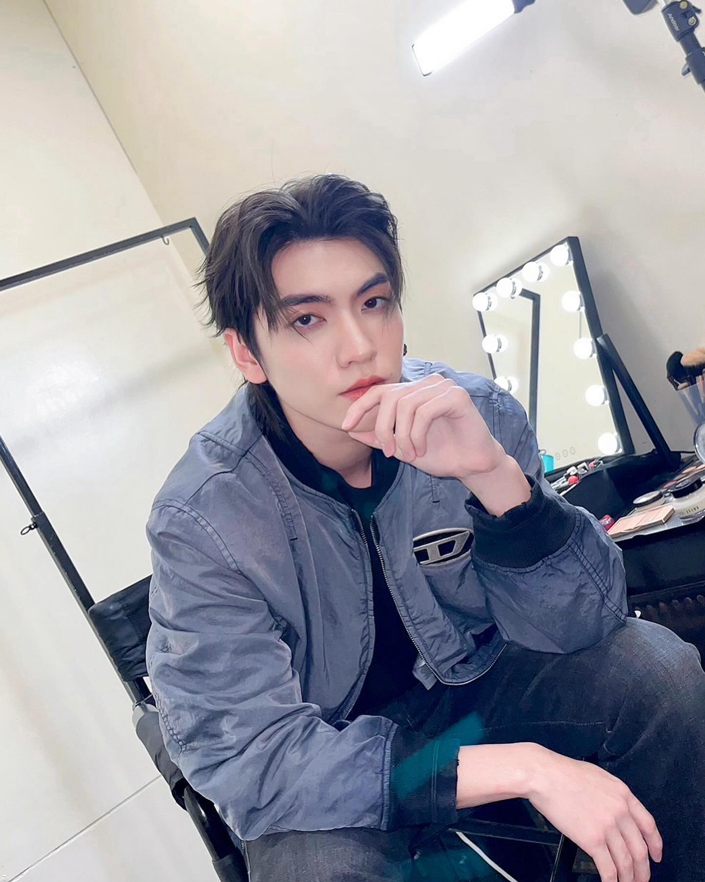 บอส - ชัยกมล เสริมส่งวิทยะ